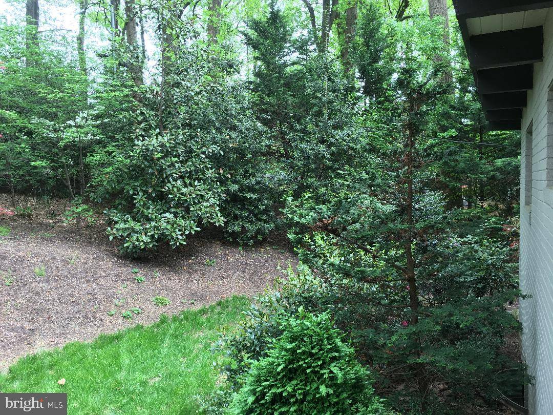 7003 RIVER OAKS DR, Mclean, VA 22101