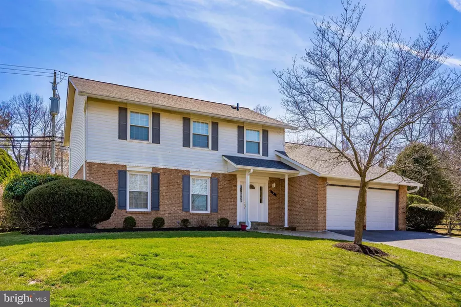 4 SUNNYMEADE CT, Rockville, MD 20854