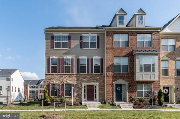 9613 SMITHVIEW PL, Lanham, MD 20706