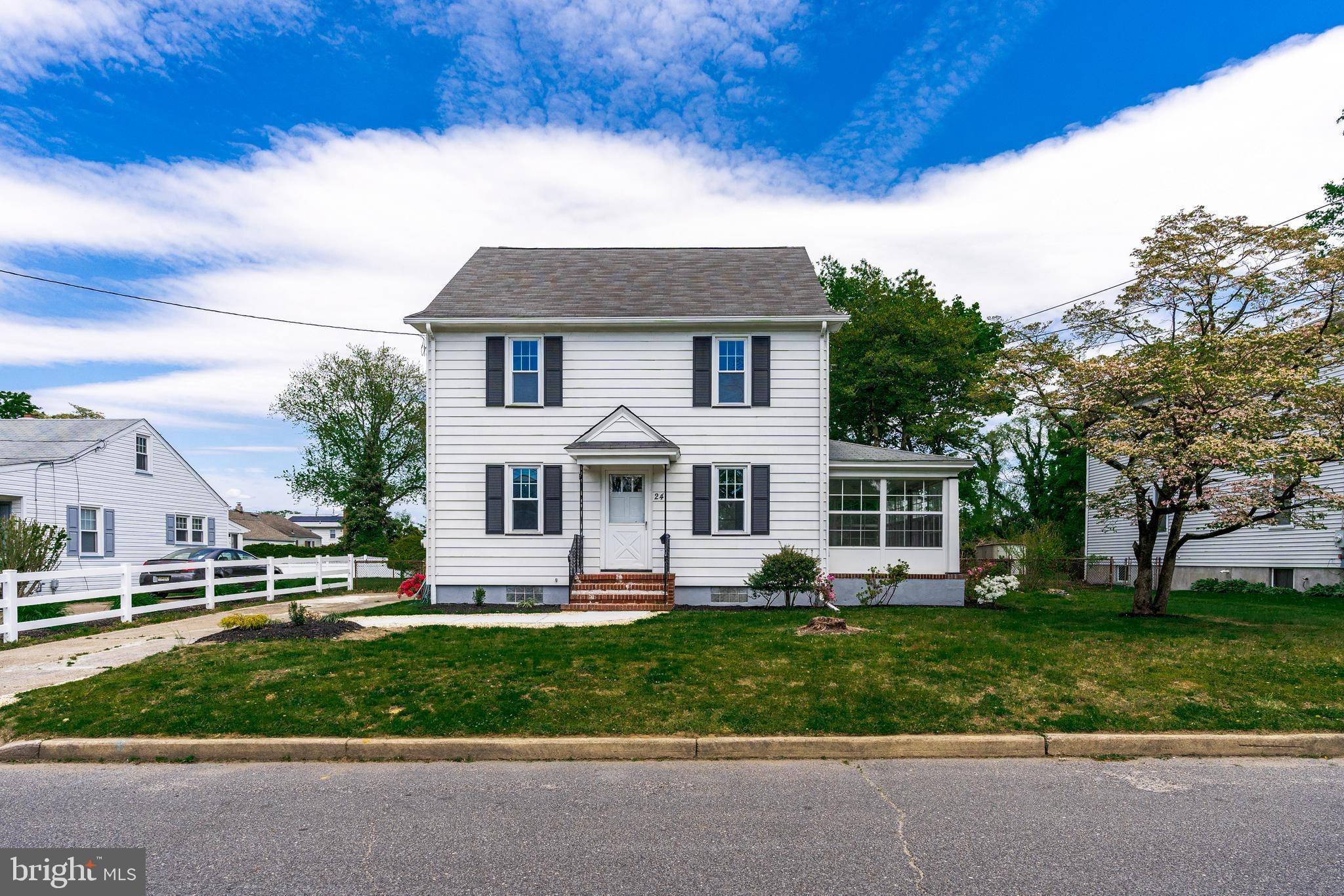 24 N CHESTER AVE, Riverside, NJ 08075