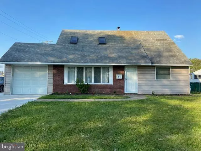 18 KENTUCKY LN, Levittown, PA 19055