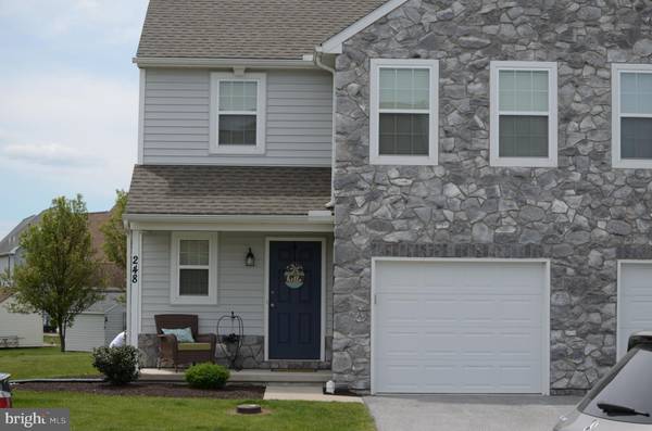 248 S VILLAGE CIR, Palmyra, PA 17078