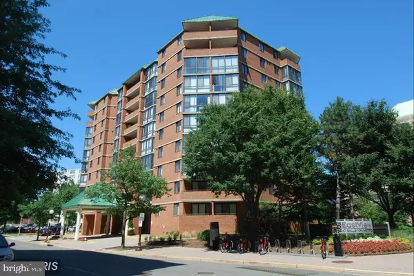 1001 N RANDOLPH ST #921, Arlington, VA 22201