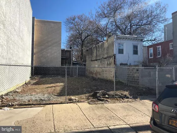 Philadelphia, PA 19133,2251-2253 N 12TH ST