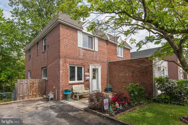 1814 CRICKET LN, Folcroft, PA 19032