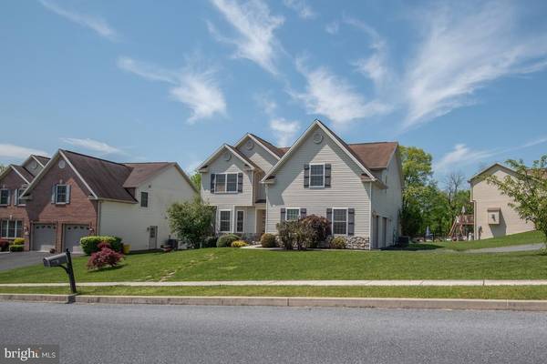 3109 BRAEBURN LN, Harrisburg, PA 17110