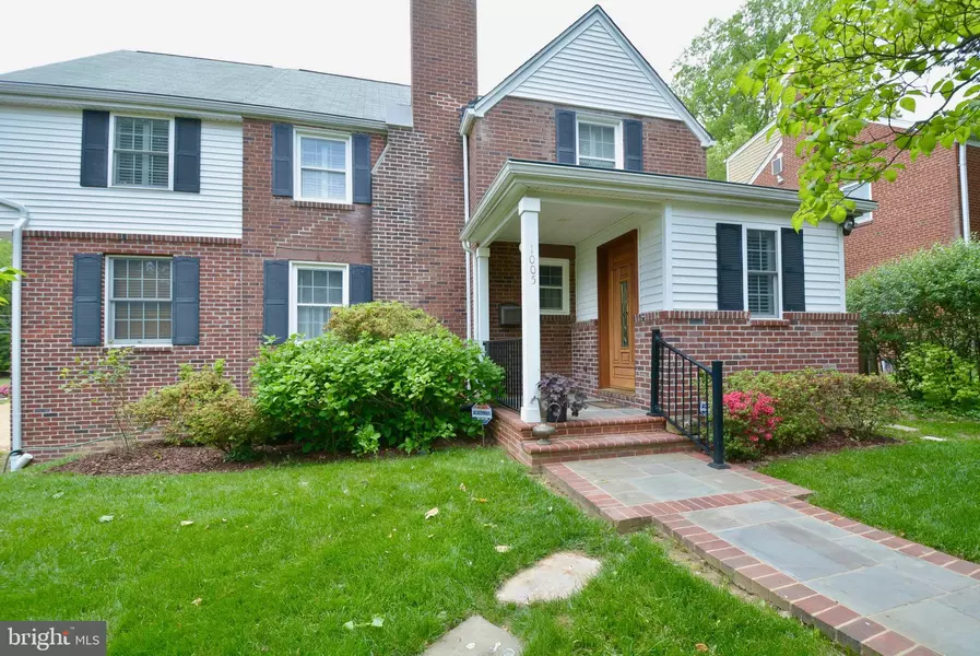 1005 HILLWOOD AVE, Falls Church, VA 22042