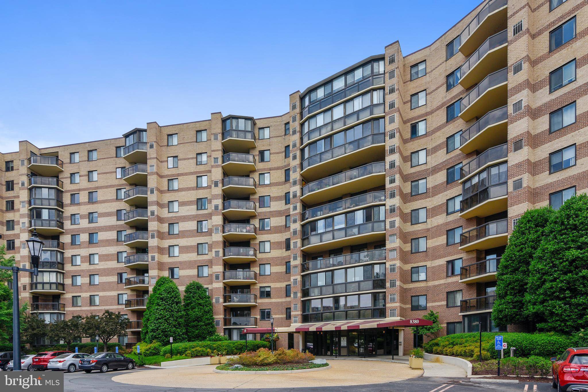 8380 GREENSBORO DR #706, Mclean, VA 22102