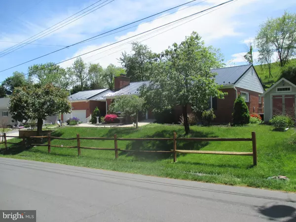 Keyser, WV 26726,325 D ST