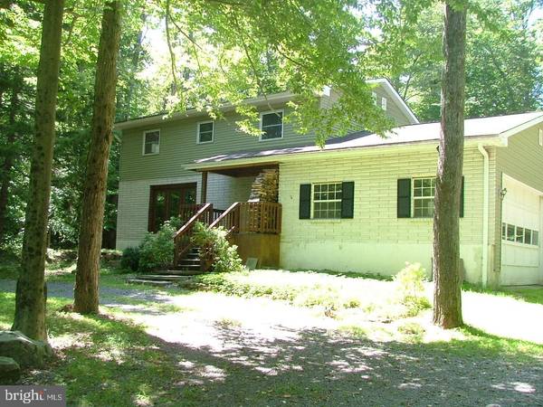 1723 STAG RUN, Pocono Lake, PA 18347