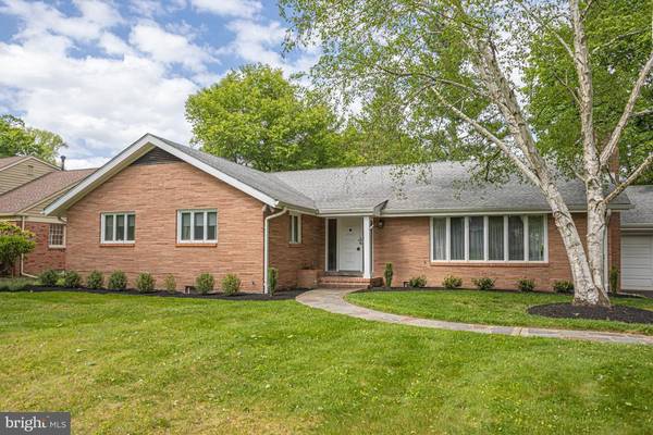 Yardley, PA 19067,1326 MOON DR