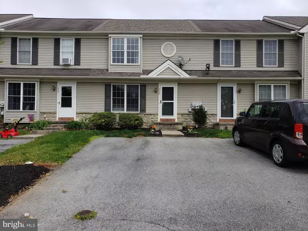 335 BANYAN CIRCLE DR, Lancaster, PA 17603