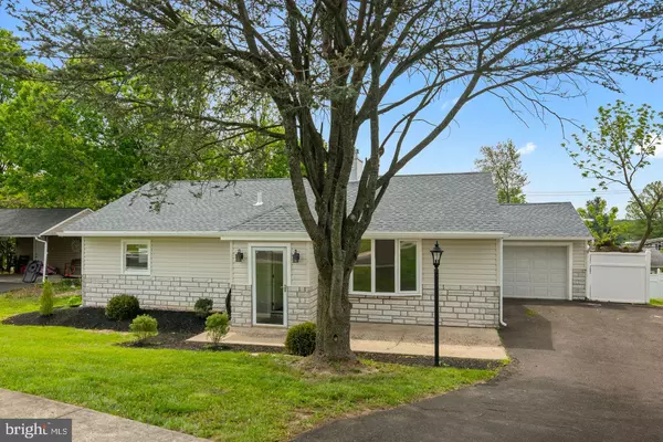 Fairless Hills, PA 19030,356 CHELSEA PL