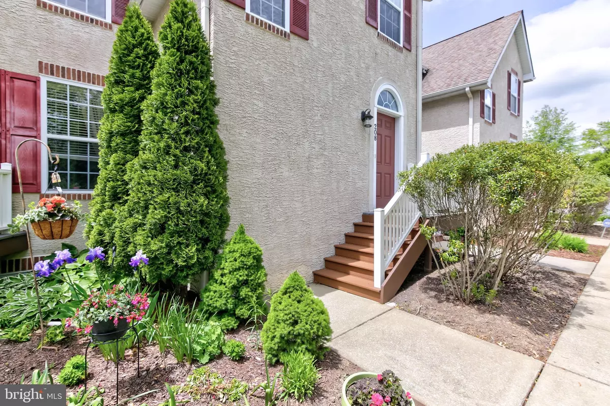 Kennett Square, PA 19348,208 RIVER BIRCH CIRCLE