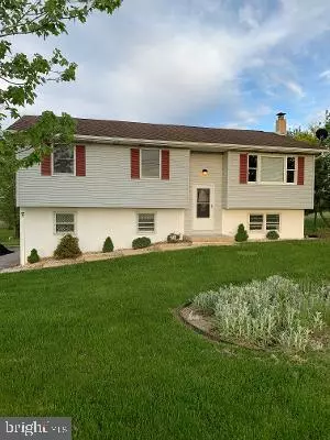 7771 N LANCASTER AVE, Myerstown, PA 17067