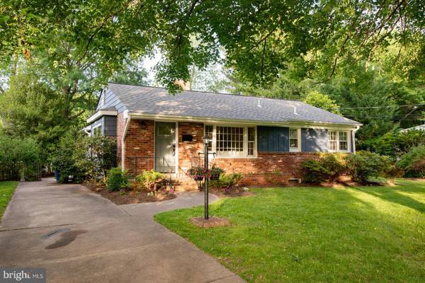 7923 NEW MARKET RD, Alexandria, VA 22308