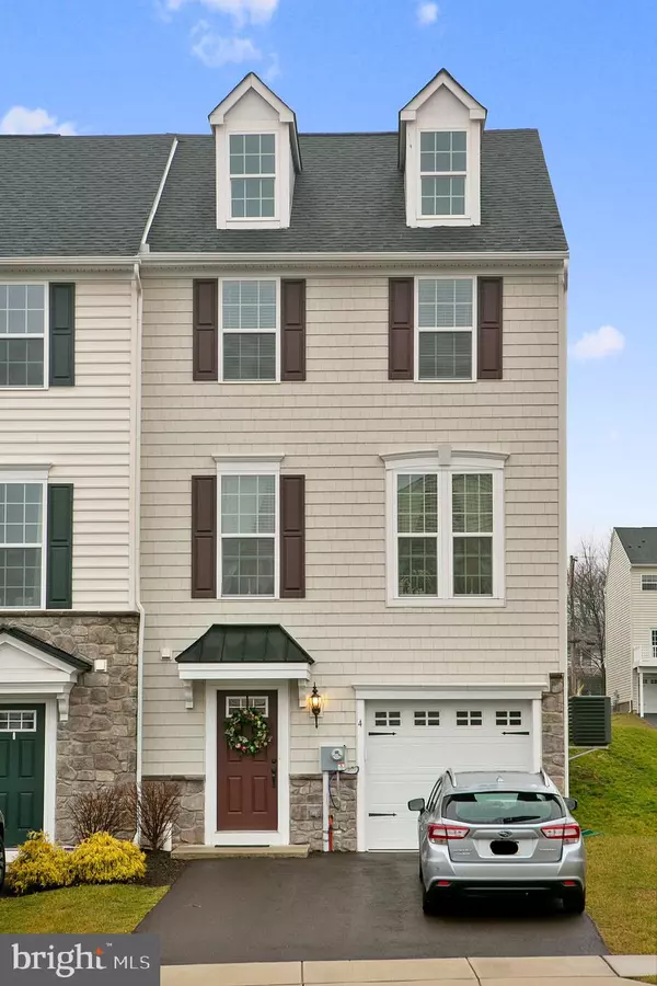 Collegeville, PA 19426,4 JACOB WAY