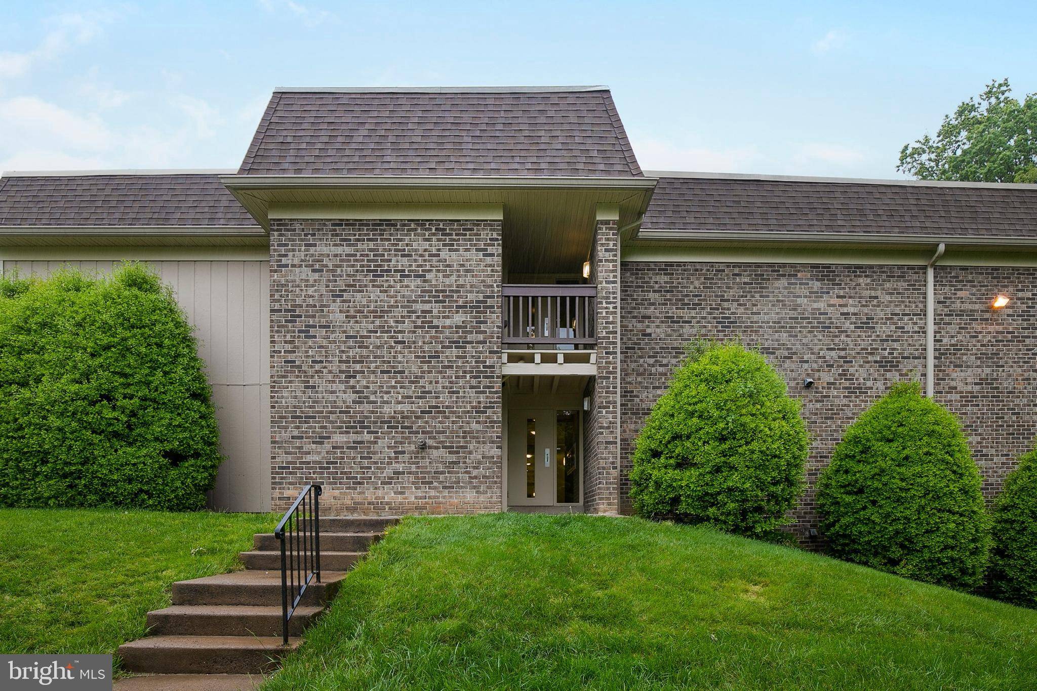 Springfield, VA 22152,5772-C REXFORD CT