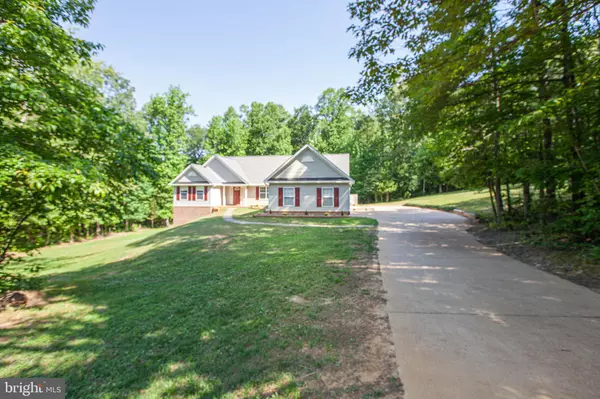 Fredericksburg, VA 22406,9 PLUME CT