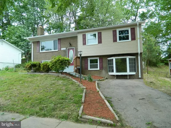 13644 KINGSMAN RD, Woodbridge, VA 22193