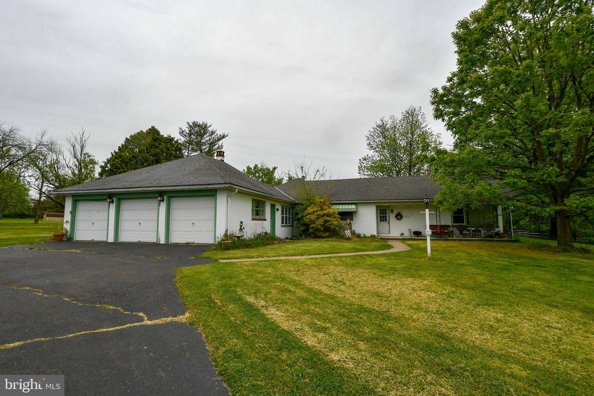 Telford, PA 18969,2255 S COUNTY LINE RD