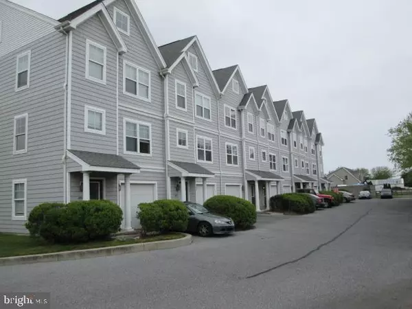 Rehoboth Beach, DE 19971,37266 SEA COAST CT #14