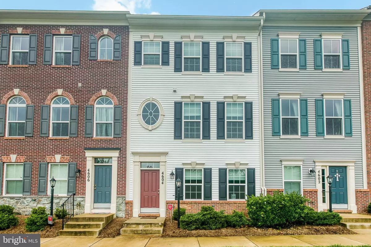 Triangle, VA 22172,4604 POTOMAC HIGHLANDS CIR