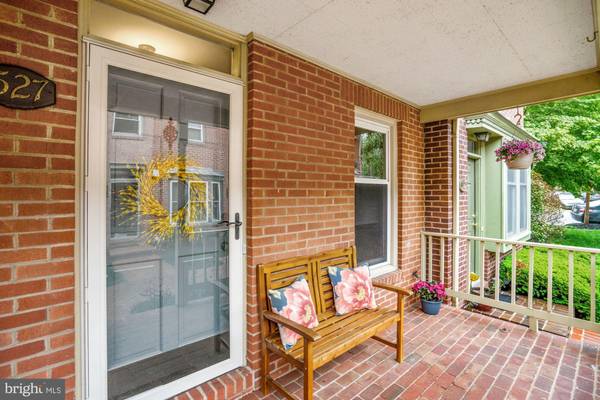 1527 ORONOCO ST, Alexandria, VA 22314