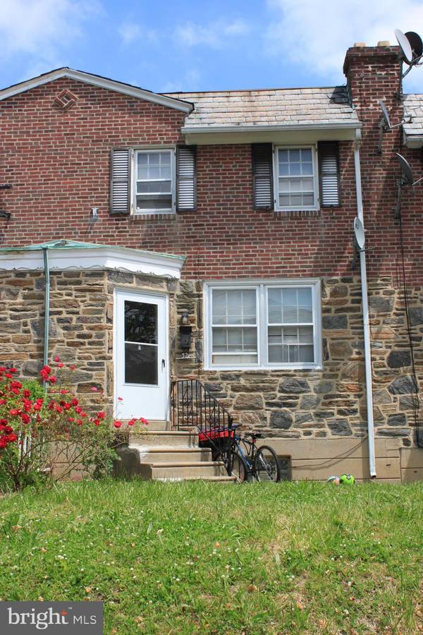 321 HAMPDEN RD, Upper Darby, PA 19082