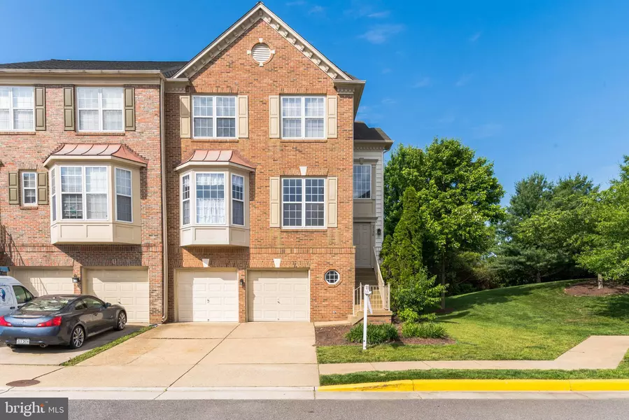 6174 MANCHESTER PARK CIR, Alexandria, VA 22310