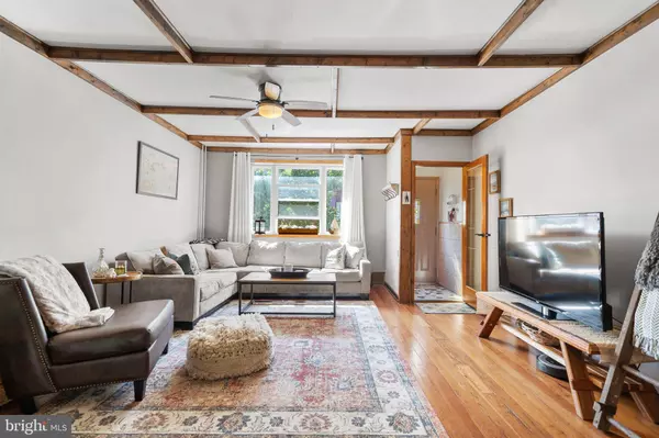 Philadelphia, PA 19148,2011 S 10TH ST