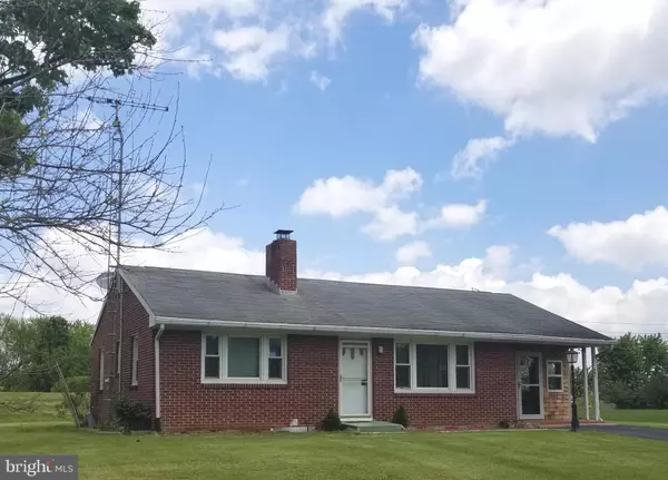 981 SHINHAM RD, Greencastle, PA 17225