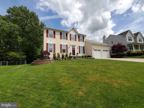 11 CRANBERRY LN, Delran, NJ 08075