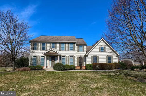 2141 COLLEENS WAY, Lancaster, PA 17601