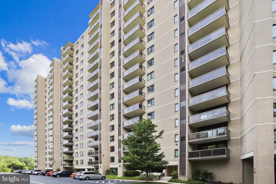 307 YOAKUM PKWY #1808, Alexandria, VA 22304