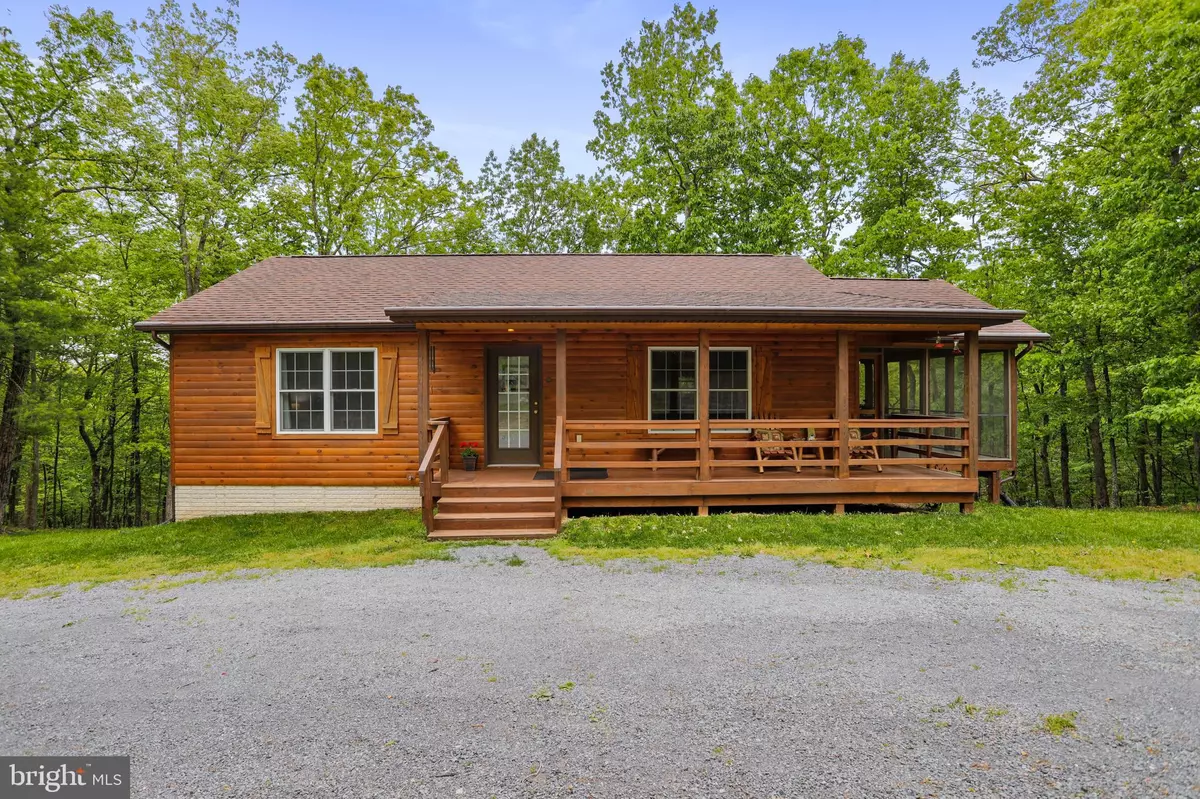 Berkeley Springs, WV 25411,273 KENTUCKY LANE