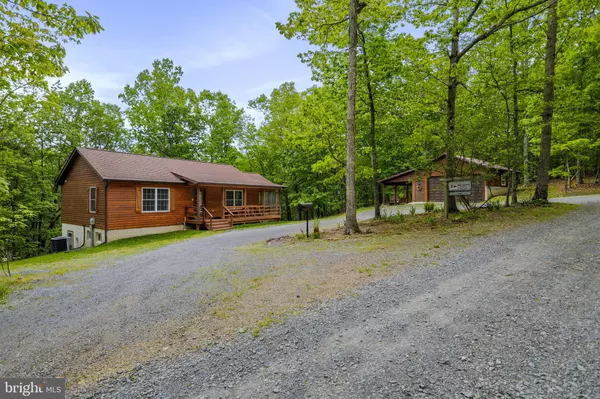 Berkeley Springs, WV 25411,273 KENTUCKY LANE