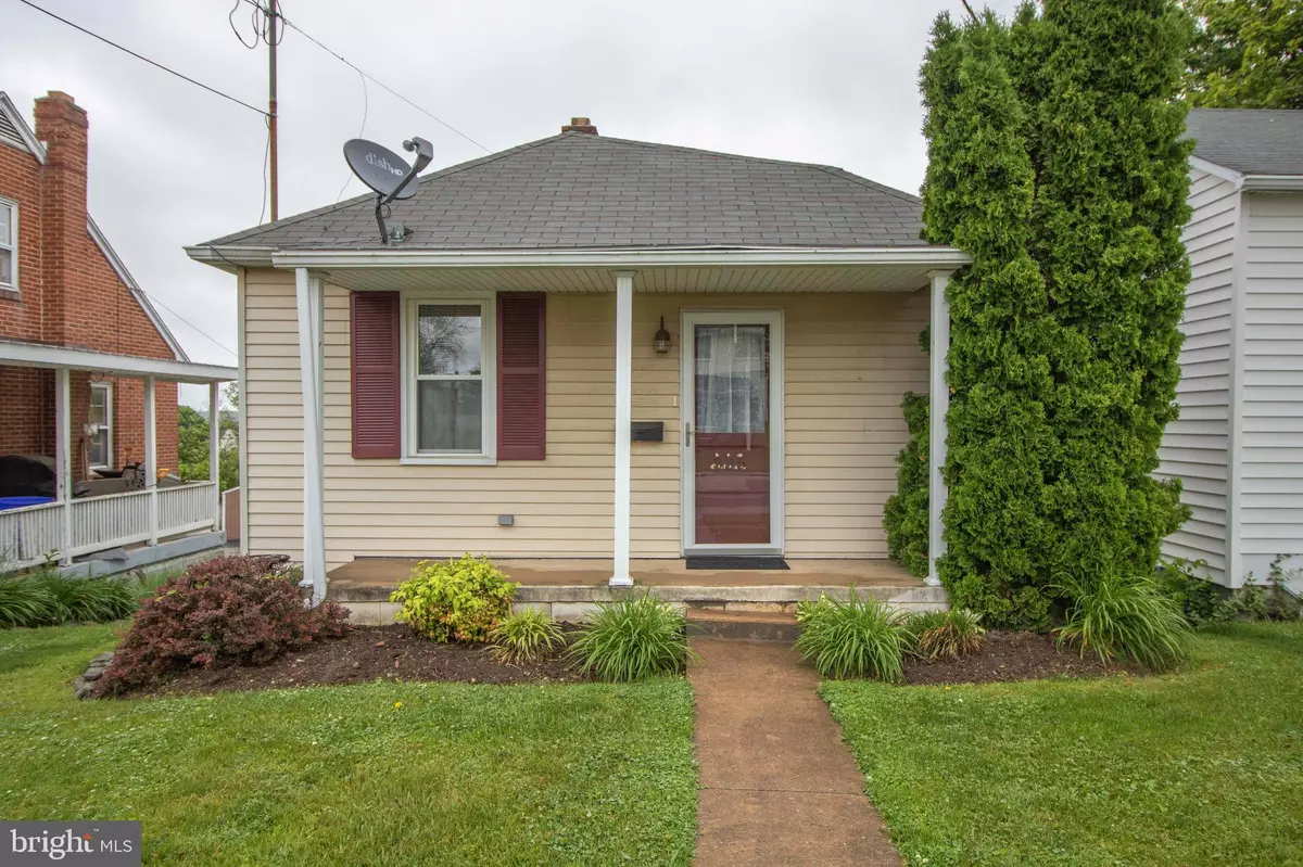 Dallastown, PA 17313,335 W MAPLE ST