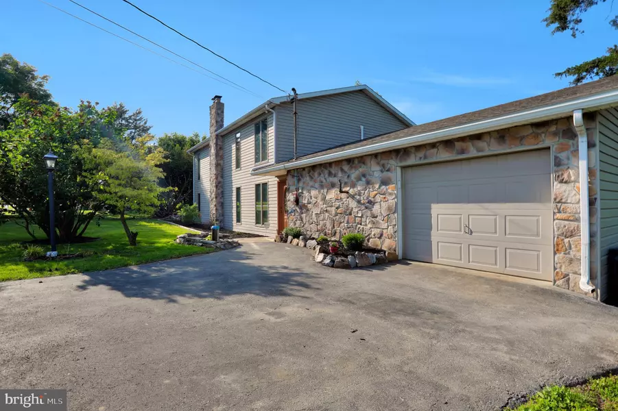 3365 BUCHANAN TRL W, Greencastle, PA 17225