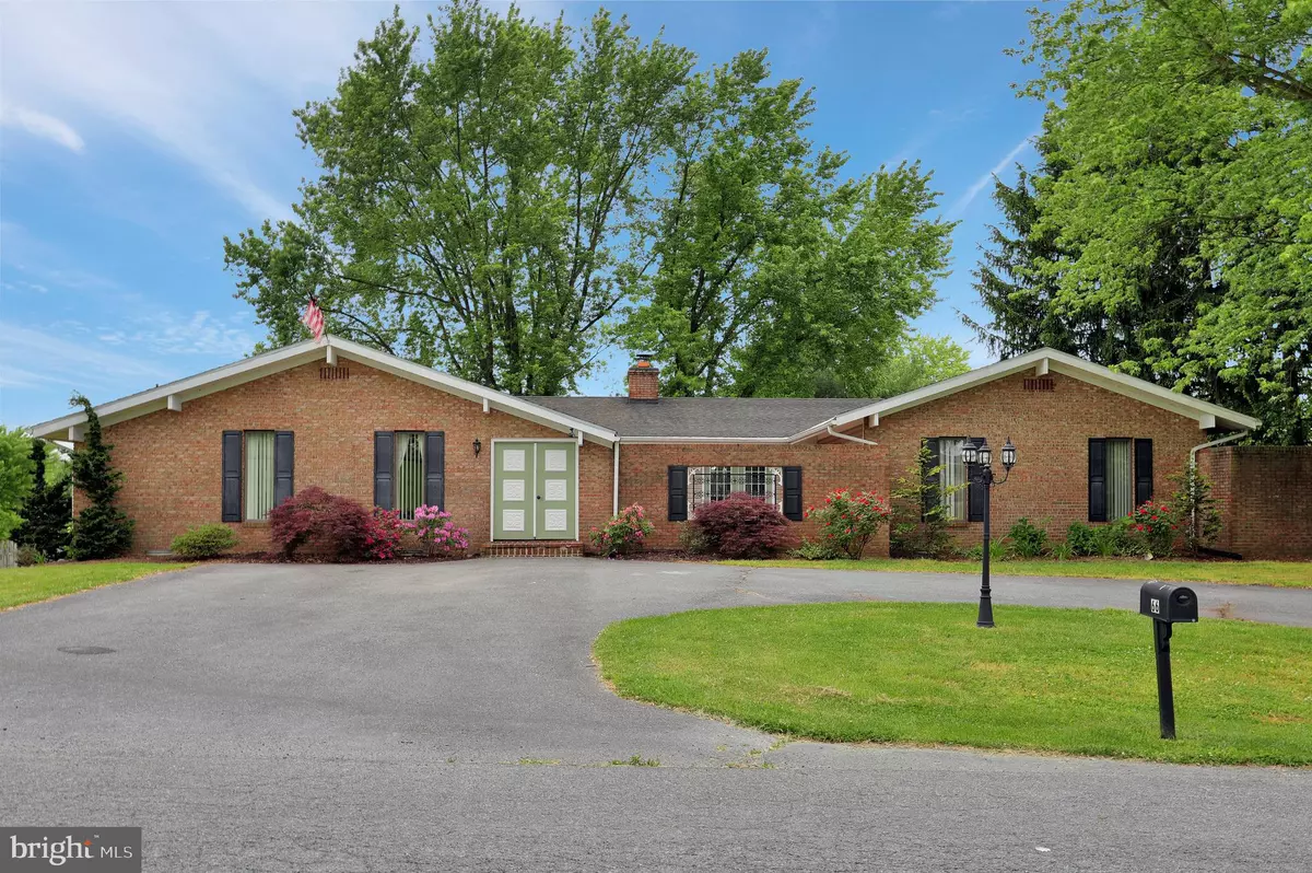 Martinsburg, WV 25405,66 TWIN LAKES CIR