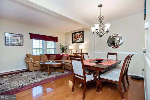 Centreville, VA 20121,6307 MEADOW GLADE LN