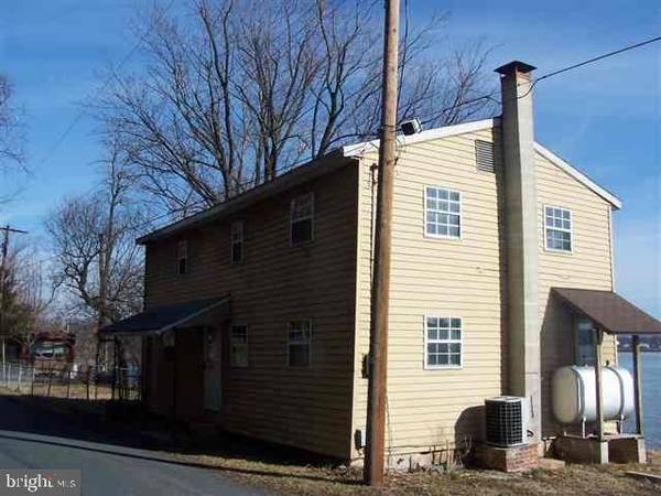 401 FRONT ST, Enola, PA 17025