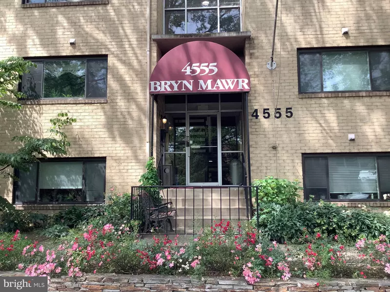 4555 MACARTHUR BLVD NW #211, Washington, DC 20007