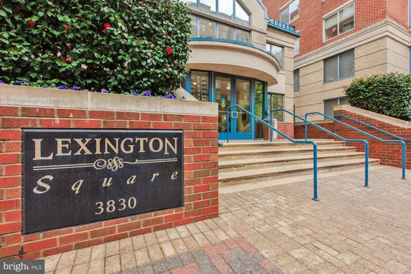 Arlington, VA 22203,3830 9TH ST N #904W