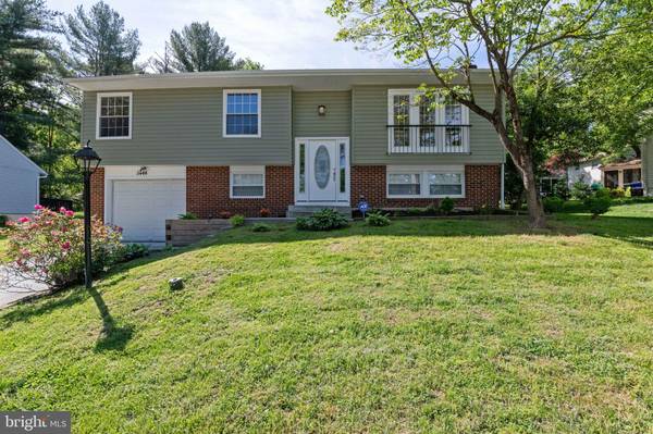 5444 WOLF RIVER LN, Columbia, MD 21045