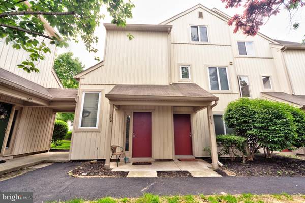 380 WOODLAKE DR, Marlton, NJ 08053