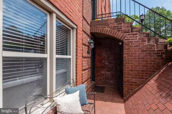 Washington, DC 20002,44 15TH ST NE #44