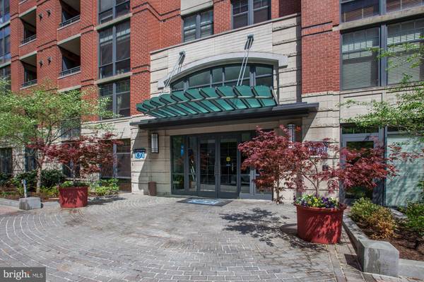 1021 N GARFIELD ST #333, Arlington, VA 22201