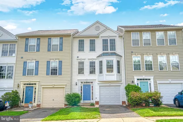 17367 AVION SQ, Round Hill, VA 20141