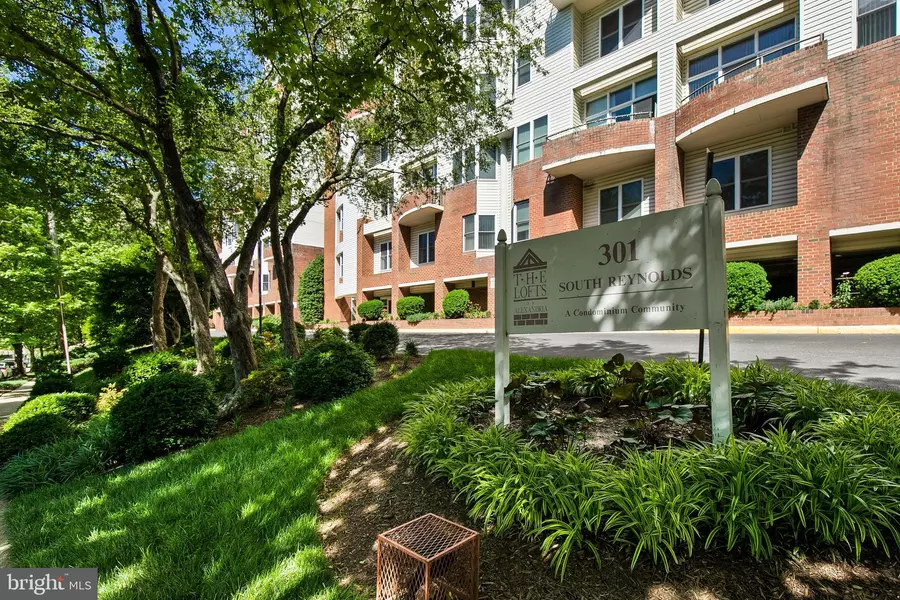 301 S REYNOLDS ST #206, Alexandria, VA 22304